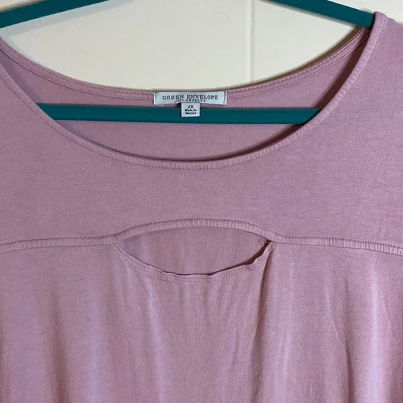 Green Envelope Top - Picture 4 of 5